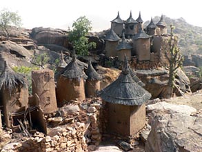 Dogonsk vesnice na jednom z tes Banagara