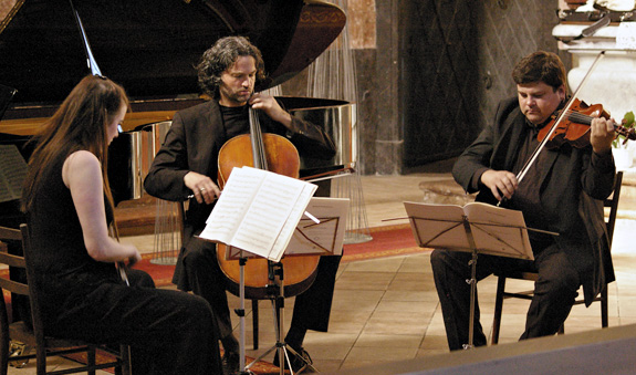 Lara St. John, Ji Brta a Karel Untermller hraj v kutnohorskm kostele sv. Jana Nepomuckho